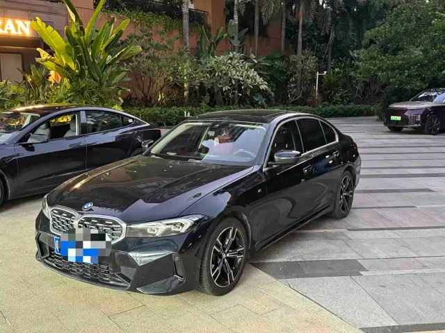 Фотография автомобиля — BMW 3 Series