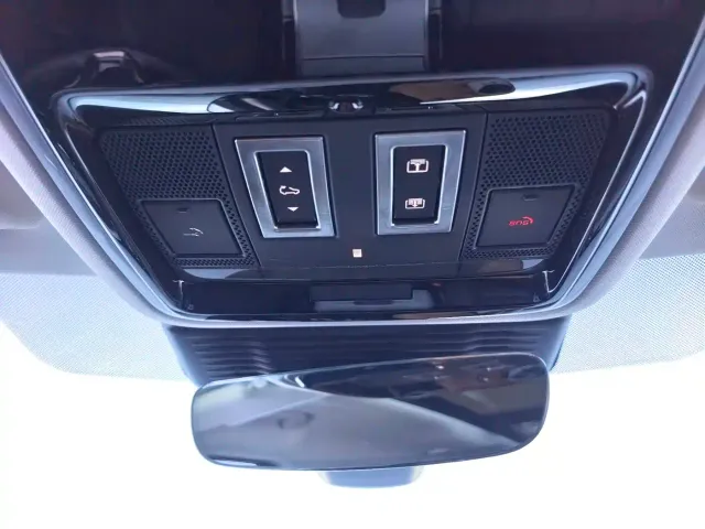 Land Rover Range Rover Velar — Фото автомобиля 12