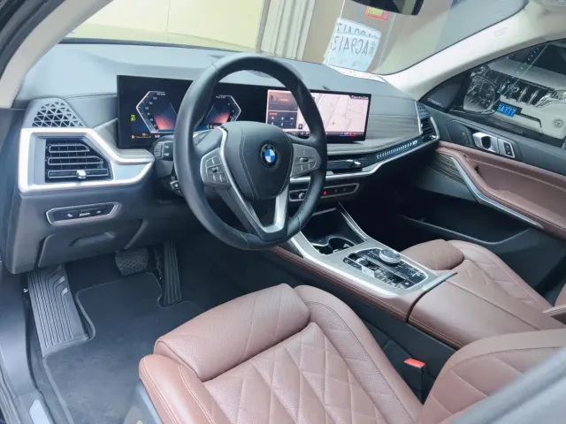BMW X7 — Фото автомобиля 17