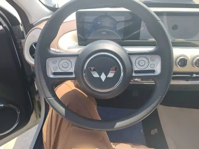 Wuling Bingo — Фото автомобиля 10