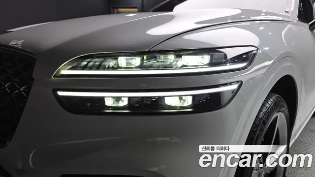 Genesis GV70 — Фото автомобиля 7