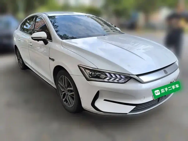 BYD Qin PLUS — Фото автомобиля 3