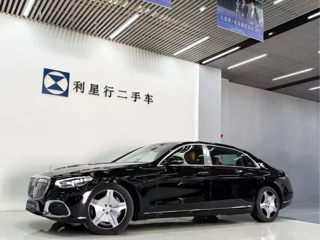 Фотография автомобиля — Mercedes-Benz Maybach S-Class