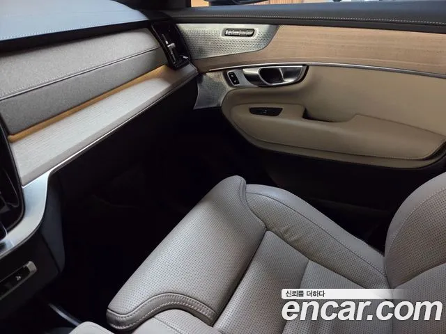 Volvo XC90 2nd Gen — Фото автомобиля 12