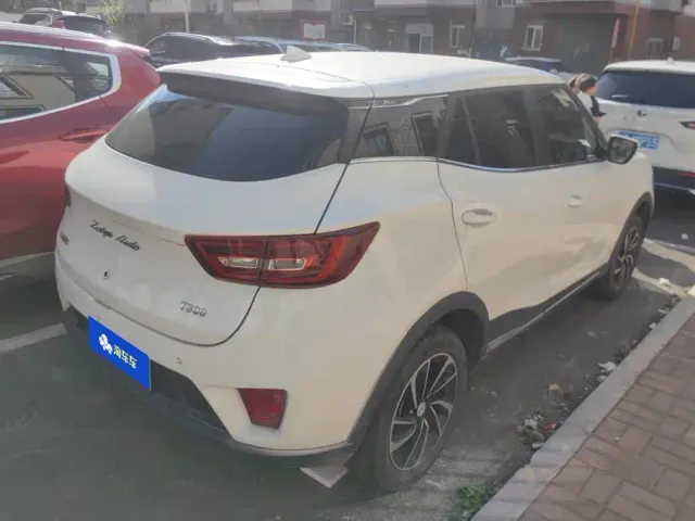 Zotye T300 — Фото автомобиля 3