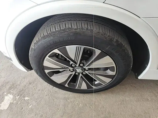 Buick E5 — Фото автомобиля 22