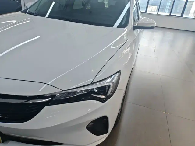 Buick Verano — Фото автомобиля 23