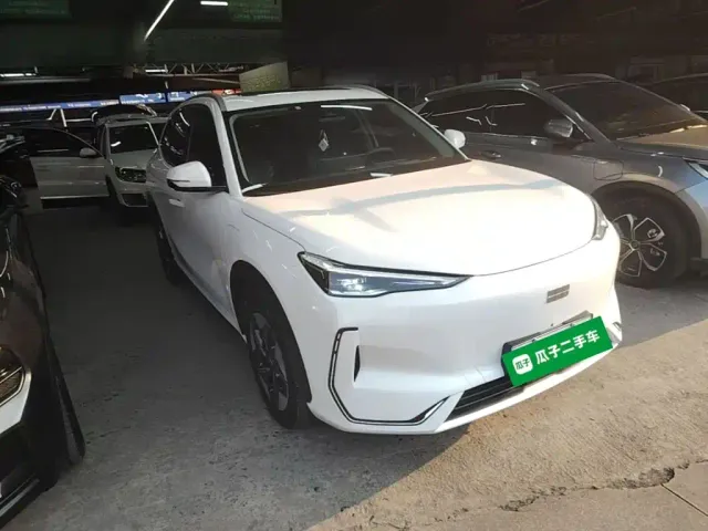 Geely Galaxy E5 — Фото автомобиля 3