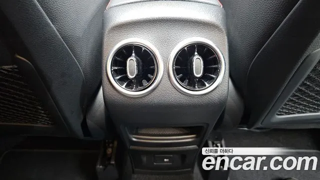 Mercedes-Benz GLA-Class — Фото автомобиля 18