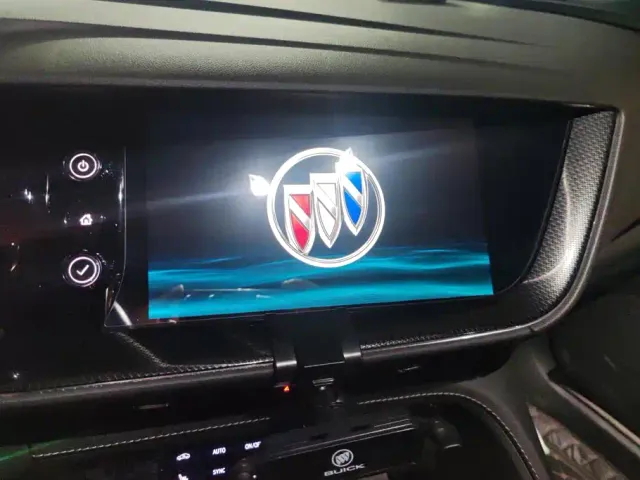 Buick Envision Plus 2022 Enclave Plus 652T 5-Seater Luxury — Фото автомобиля 13