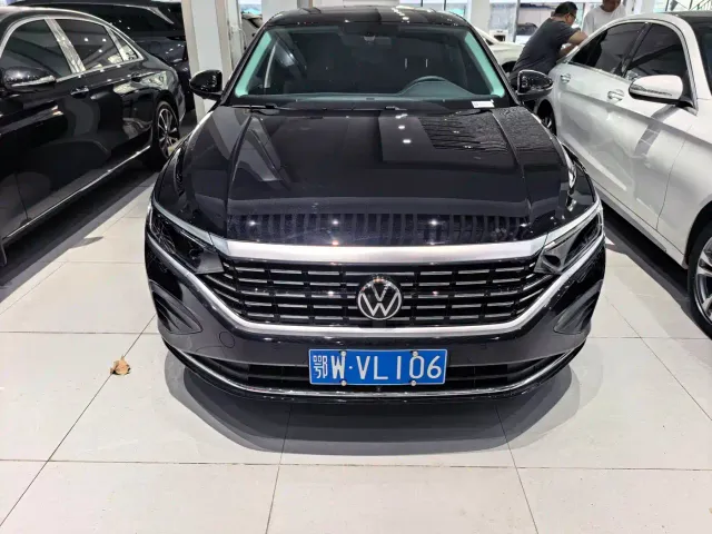 Volkswagen Passat — Фото автомобиля 3