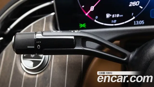 Mercedes-Benz E-Class — Фото автомобиля 18