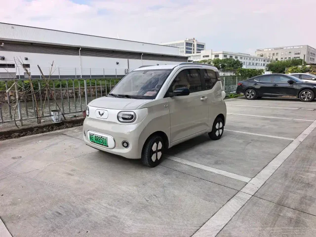 Фотография автомобиля — Wuling Bingo