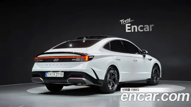Hyundai Sonata — Фото автомобиля 2