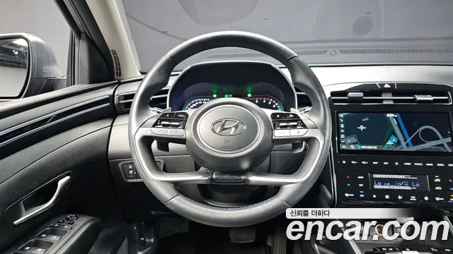 Hyundai Tucson Tucson (NX4) Бензин 1.6 турбо 2WD — Фото автомобиля 12