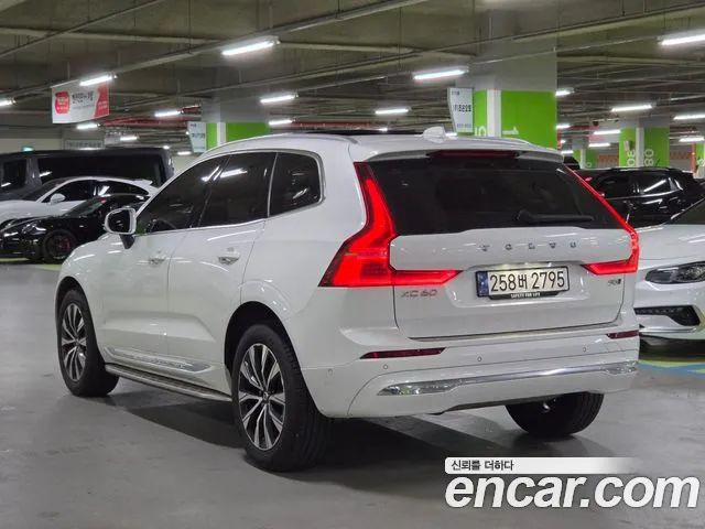 Volvo XC60 Generation 2 — Фото автомобиля 4