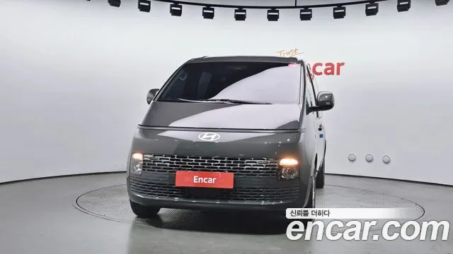 Hyundai Staria Staria Tourer 9 мест — Фото автомобиля 3