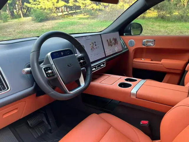 Li Auto L7 — Фото автомобиля 6