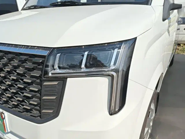 Maxus Xintu V80 — Фото автомобиля 23