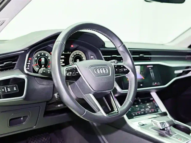 Audi A6 — Фото автомобиля 16