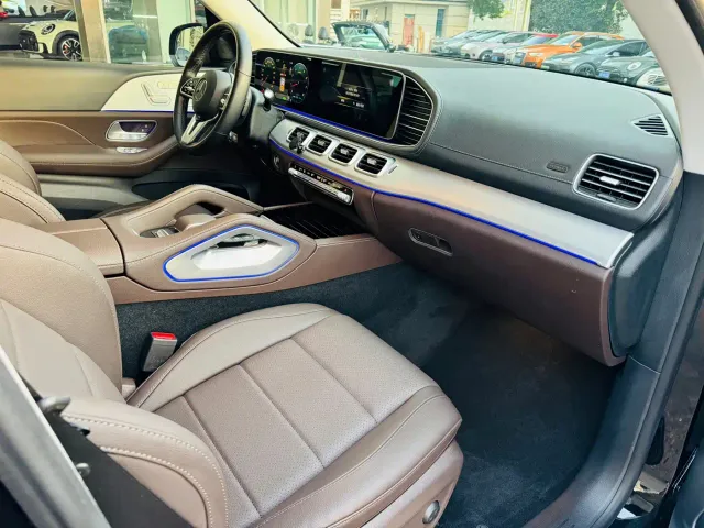 Mercedes-Benz GLE-Class — Фото автомобиля 7