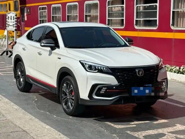 Changan CS85 COUPE — Фото автомобиля 3