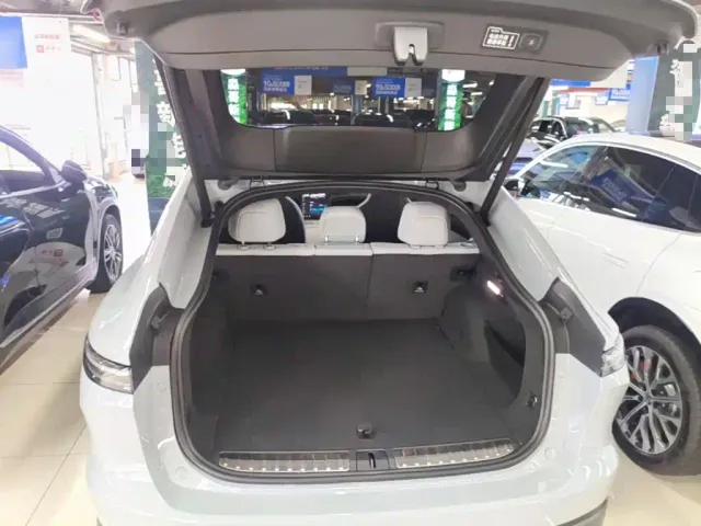 Nio EC7 — Фото автомобиля 18