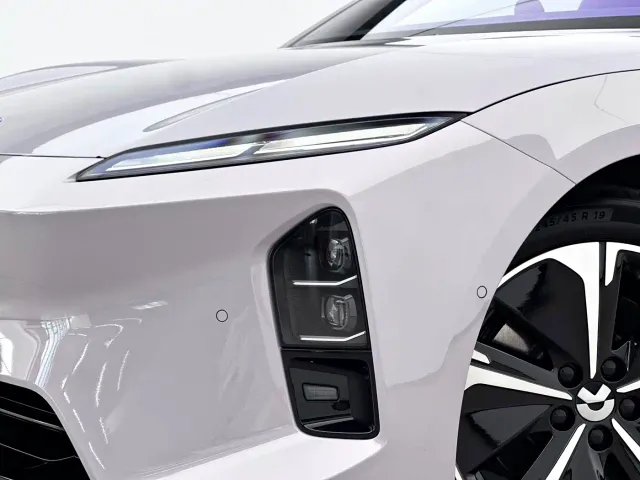 Nio ET5 Touring — Фото автомобиля 17
