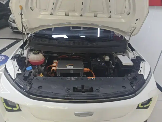 Geely Geometry E Firefly — Фото автомобиля 15