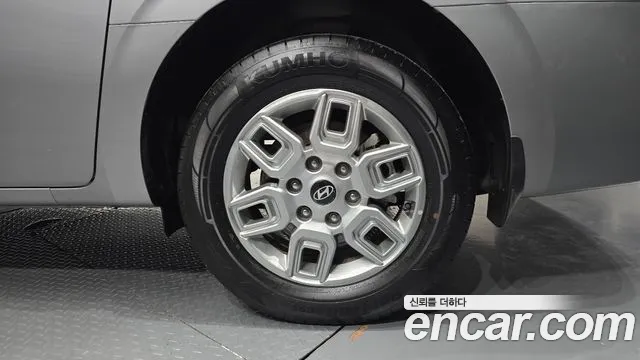 Hyundai Staria Staria Карго 5 мест — Фото автомобиля 4