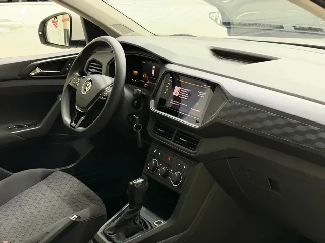 Volkswagen T-Cross — Фото автомобиля 21
