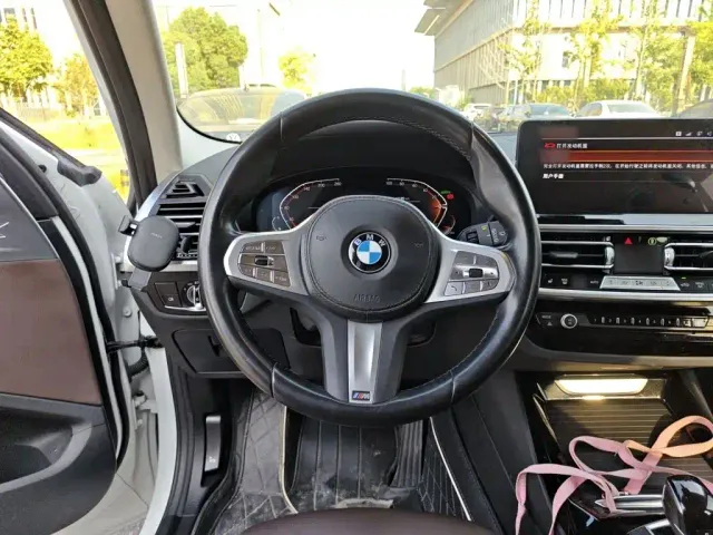 BMW X3 — Фото автомобиля 6