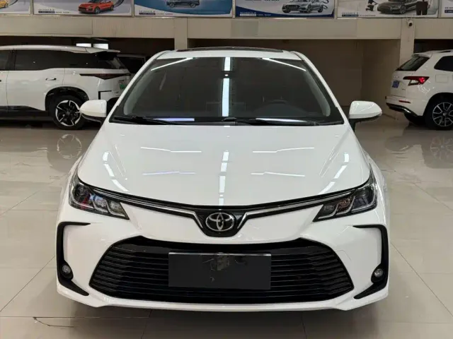 Toyota Corolla — Фото автомобиля 2