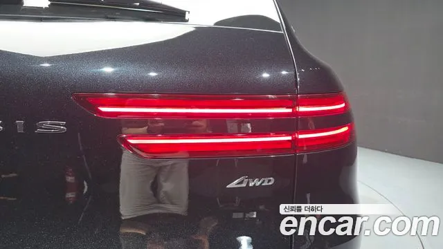Genesis GV70 2.5T Бензин AWD — Фото автомобиля 17