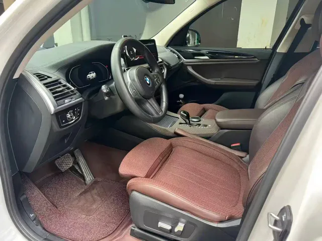 BMW X3 — Фото автомобиля 4