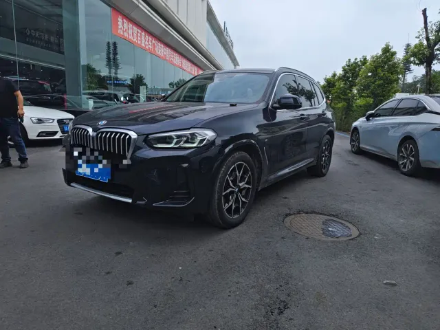 Фотография автомобиля — BMW X3