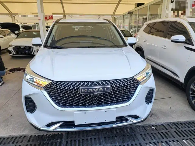 Haval M6 — Фото автомобиля 2
