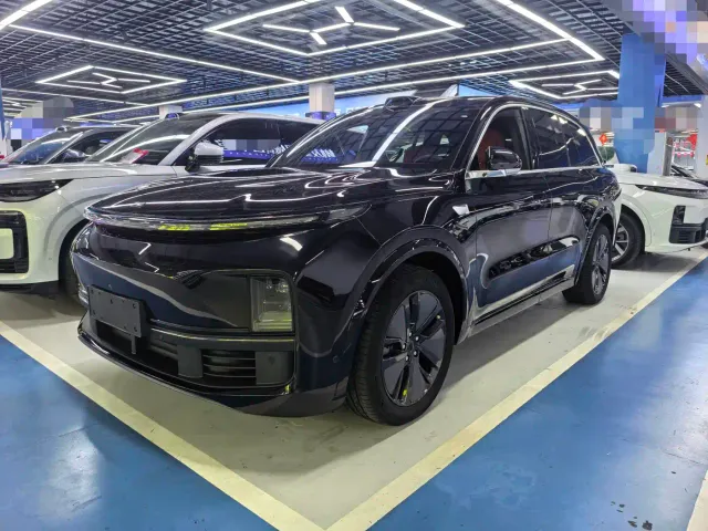Фотография автомобиля — Li Auto L8