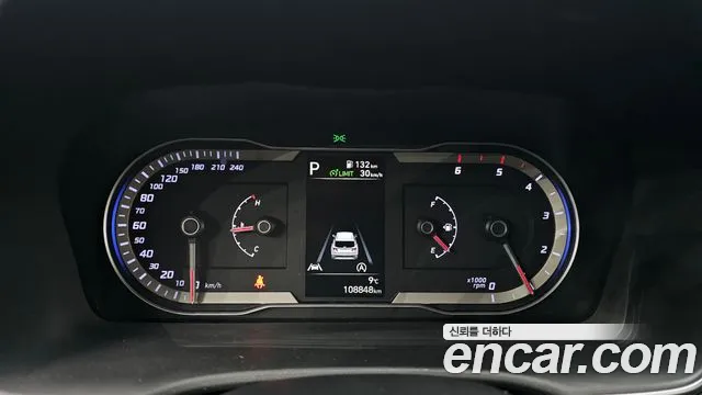 Hyundai Tucson Tucson (NX4) Дизель 2.0 2WD — Фото автомобиля 8
