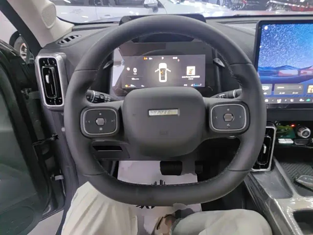 Haval Big Dog — Фото автомобиля 10
