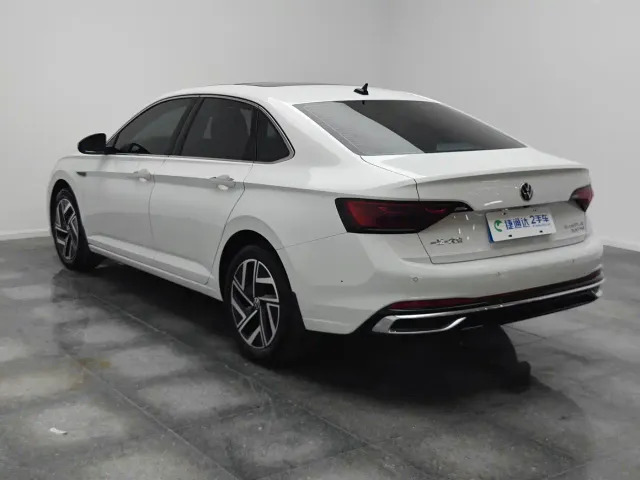 Volkswagen Sagitar — Фото автомобиля 10