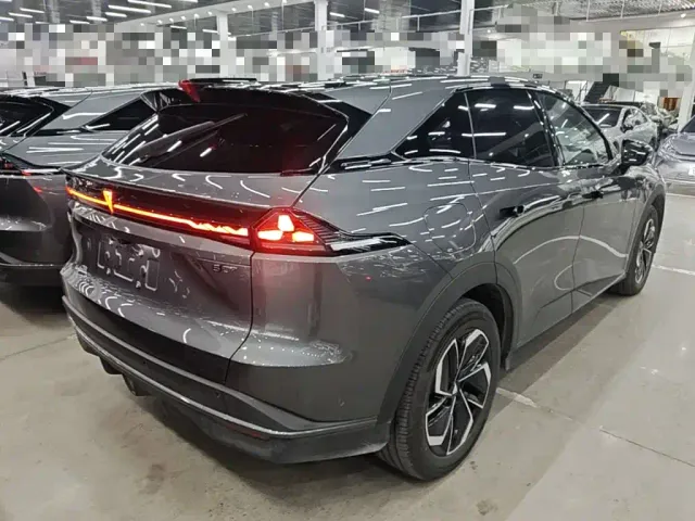 Deepal S07 — Фото автомобиля 6