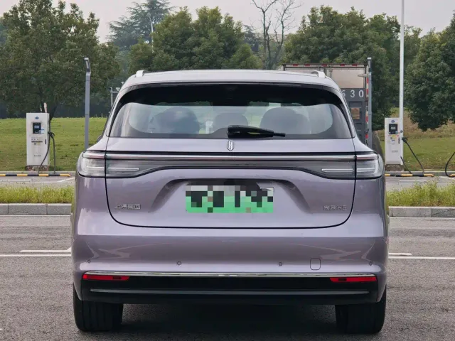 Shangjie SUV — Фото автомобиля 8