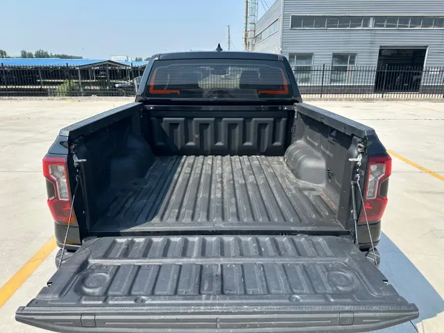 Ford Ranger — Фото автомобиля 16