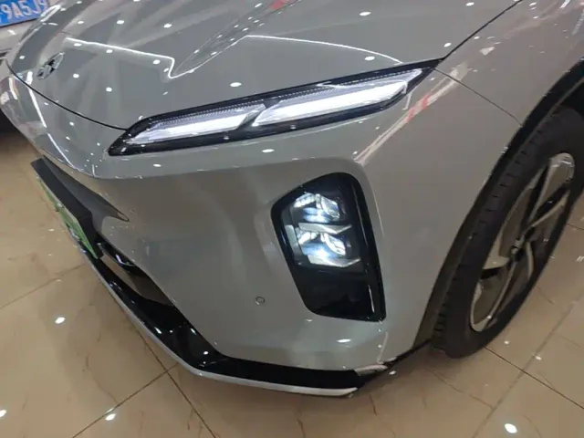 Nio ES6 — Фото автомобиля 23