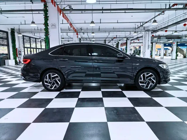 Volkswagen Sagitar — Фото автомобиля 7