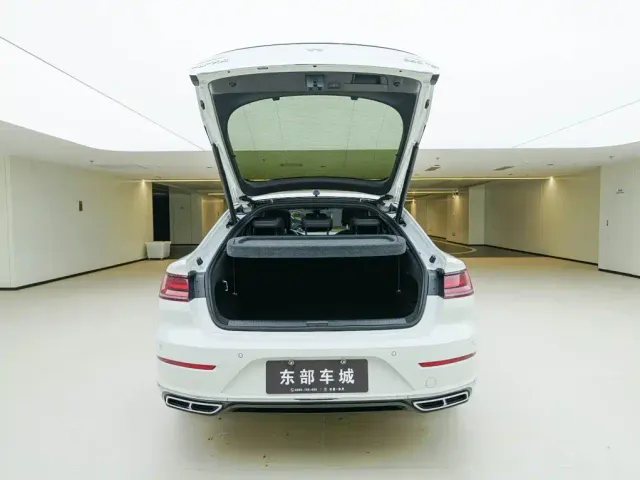 Volkswagen CC — Фото автомобиля 8