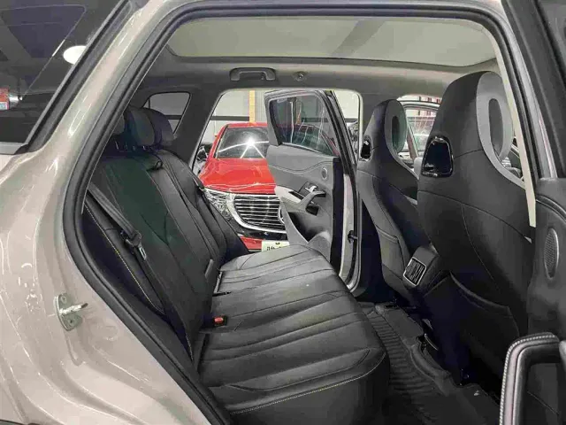 BYD Seal 05 DM-i — Фото автомобиля 15