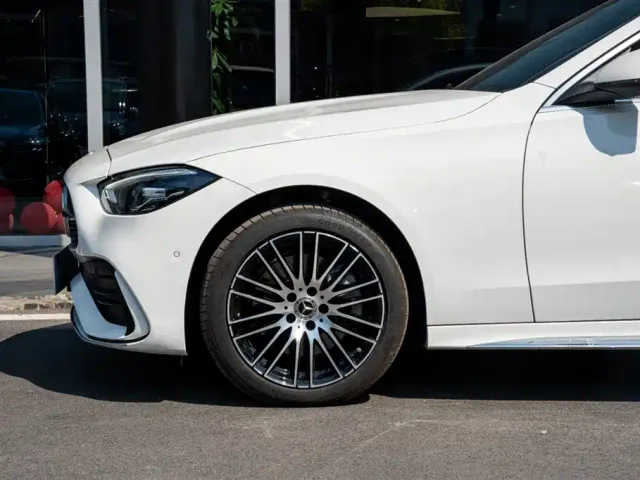 Mercedes-Benz C-Class — Фото автомобиля 23