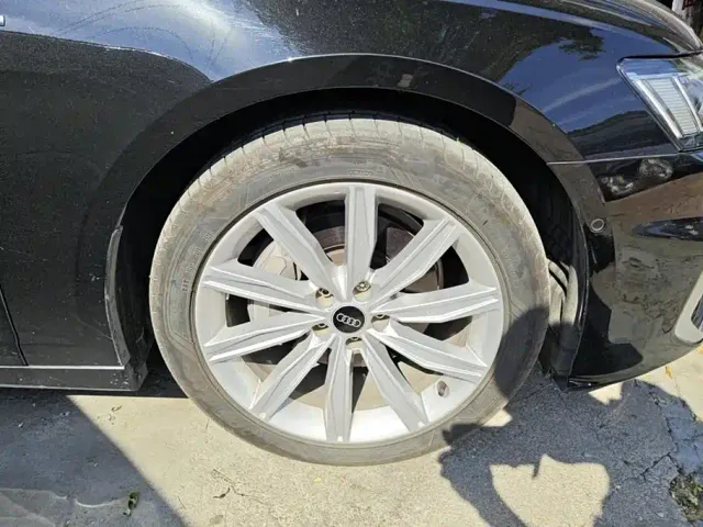 Audi A6L — Фото автомобиля 6